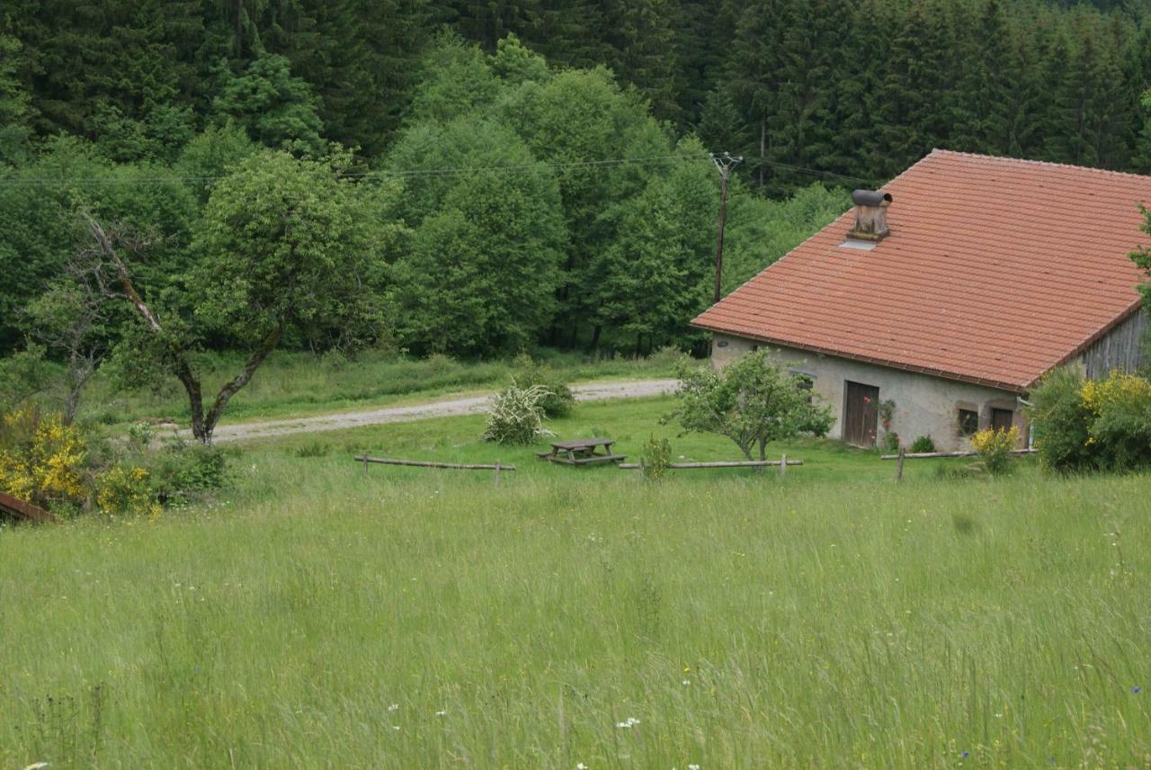 La Hutte Villa Tendon Exterior photo